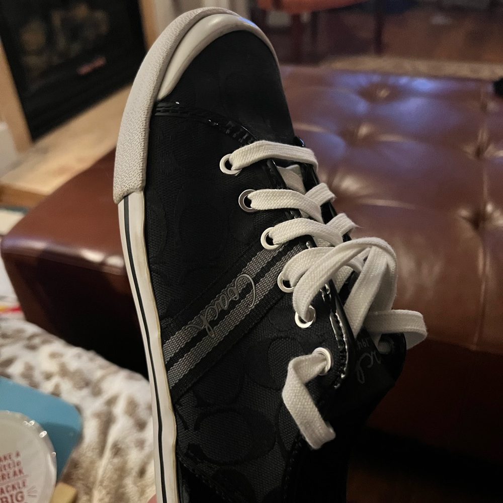Coach signature casual black shoes - Sz 8.5